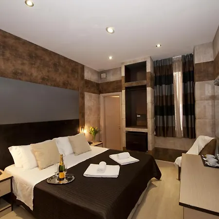 Blue Vatican Konukevi Roma